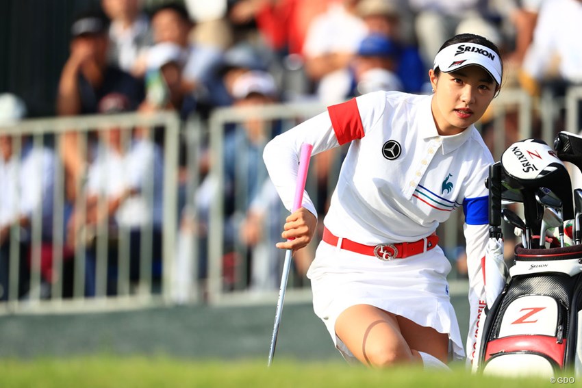 三浦桃香着用ゴルフウェア 18年 日本女子プロ選手権大会コニカミノルタ杯着用 Golf Walker 人気 プロゴルファー着用ゴルフウェア